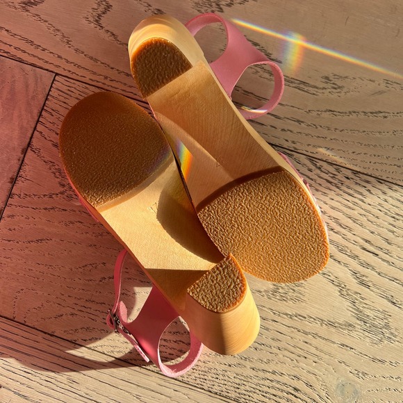 Kringlan SWEDISH HASBEENS in Bubble Gum Pink - Picture 16 of 16